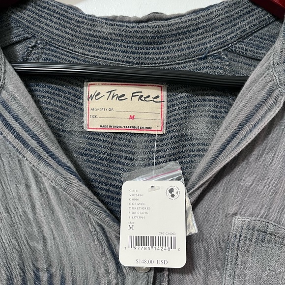 Free People We The Free Indigo Skies Stripe Shirt Size M Gravel Grey Raw Hem - Picture 9 of 12